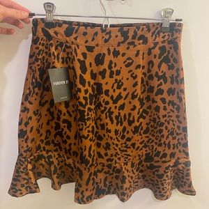 NWT silky cheetah mini skirt